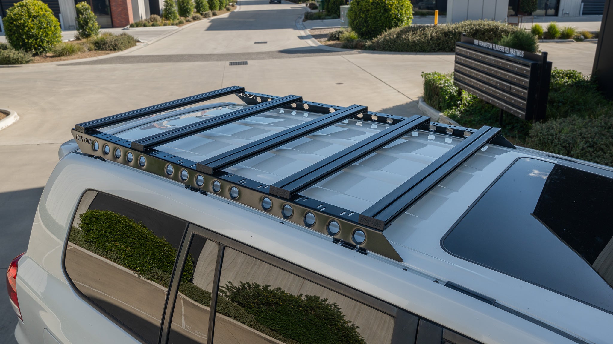 Toyota LandCruiser 200 Series 3/4 Roof Rack (HPHD) -COMING SOON-
