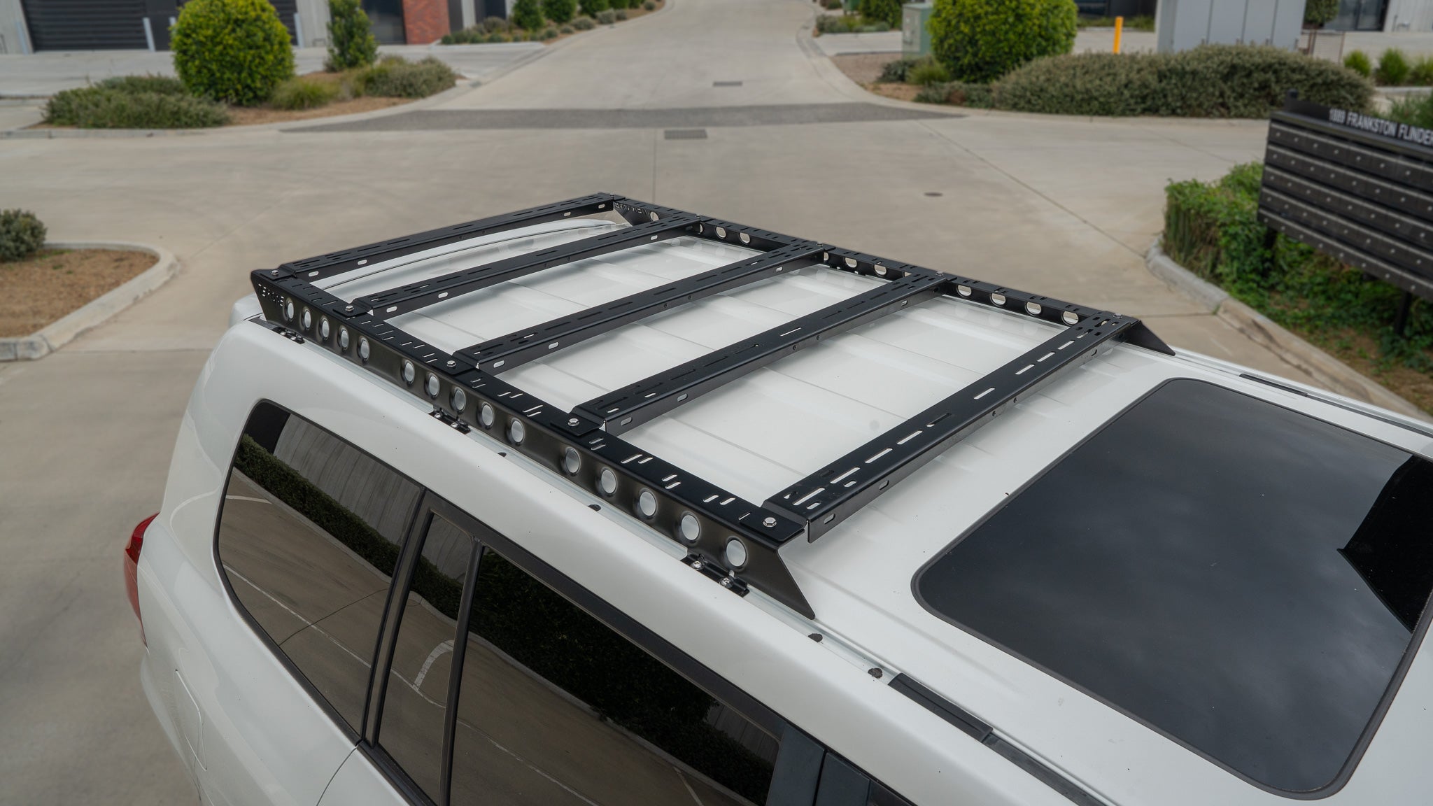 Toyota LandCruiser 200 Series 3/4 Roof Rack (LPLD) -COMING SOON-