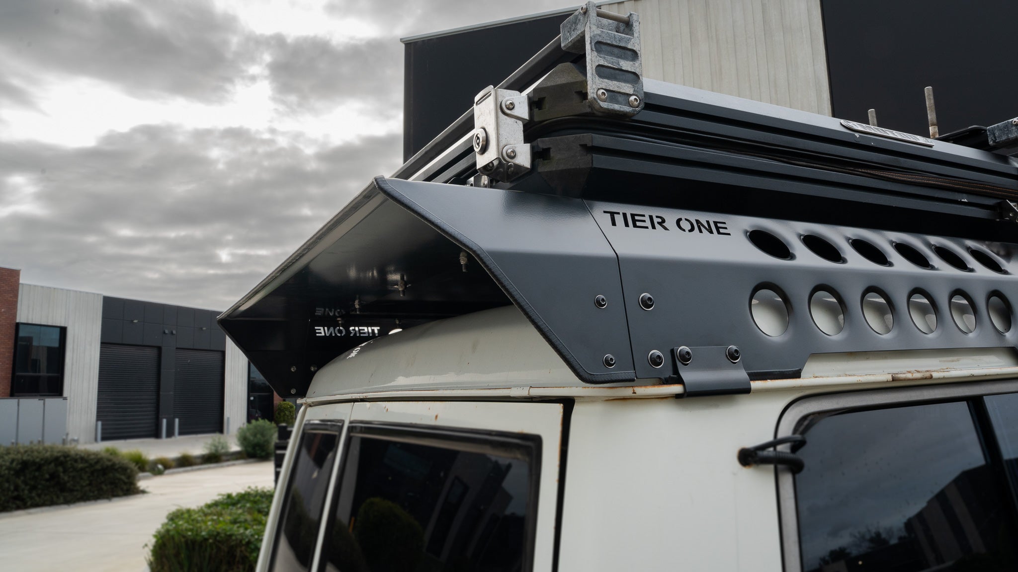 Toyota LandCruiser 78 Series (Troopy) Rear Wing