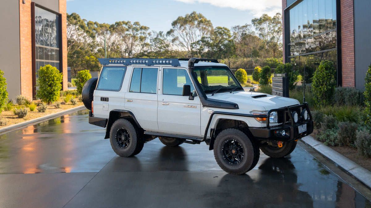 Toyota LandCruiser 76 Series Roof Rack (LPLD)